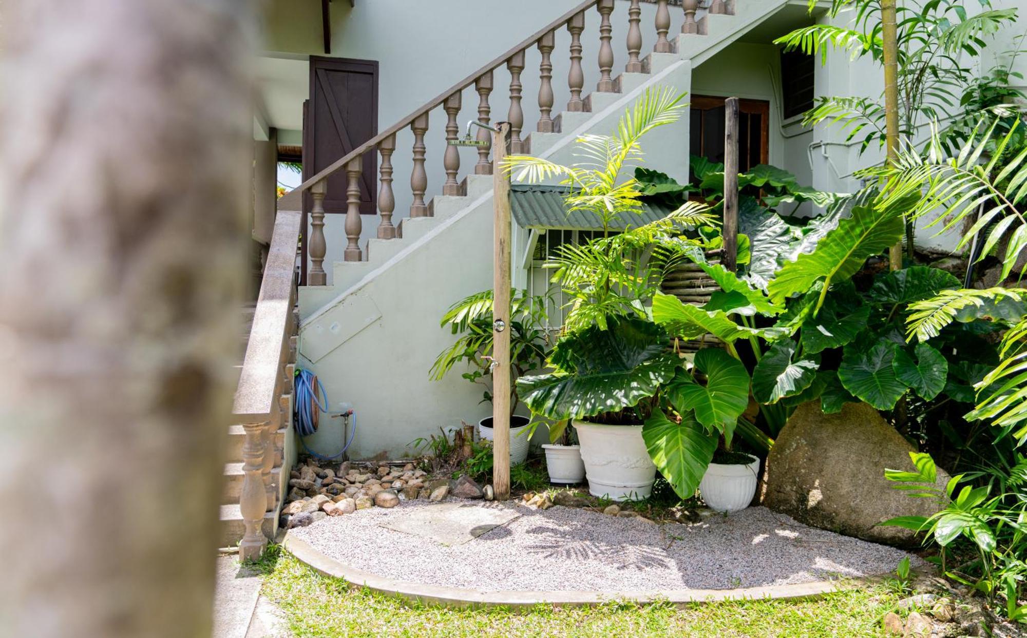 Romance Bungalows Beau Vallon  Exteriör bild