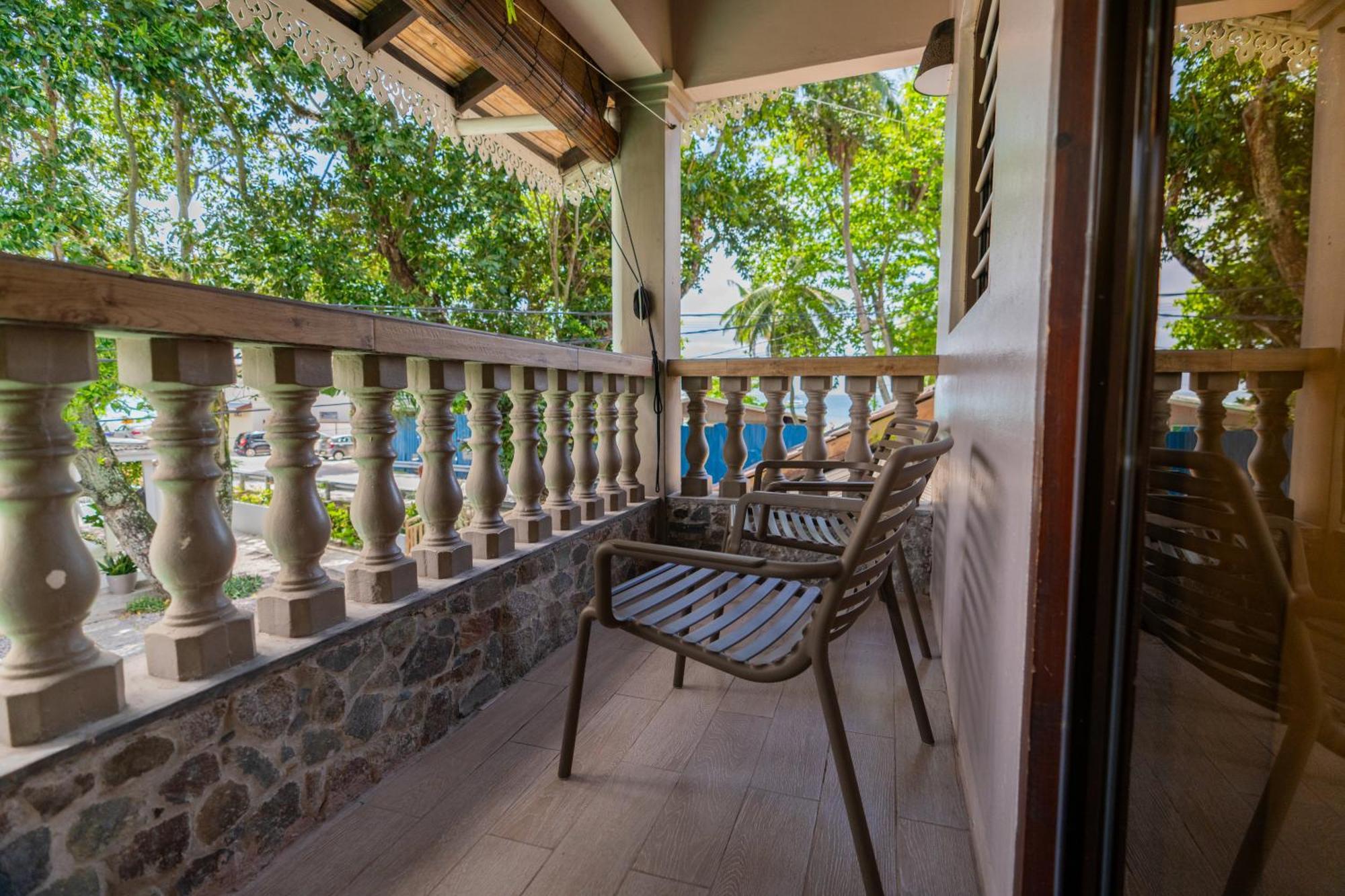 Romance Bungalows Beau Vallon  Exteriör bild